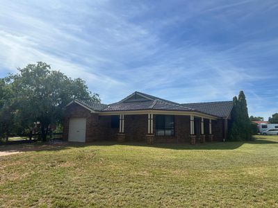 107B Murrayfield Drive, Dubbo
