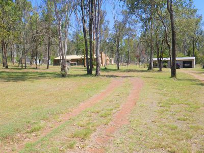 14330 D'Aguilar Highway, Nanango