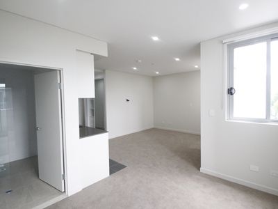 707b / 20 Dressler Court, Merrylands