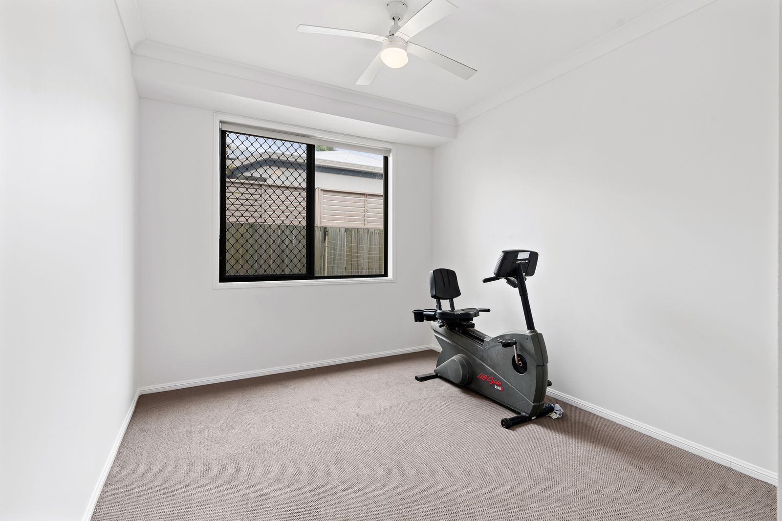 Photo 14 of 18, 10 Pennant Court, Peregian Springs