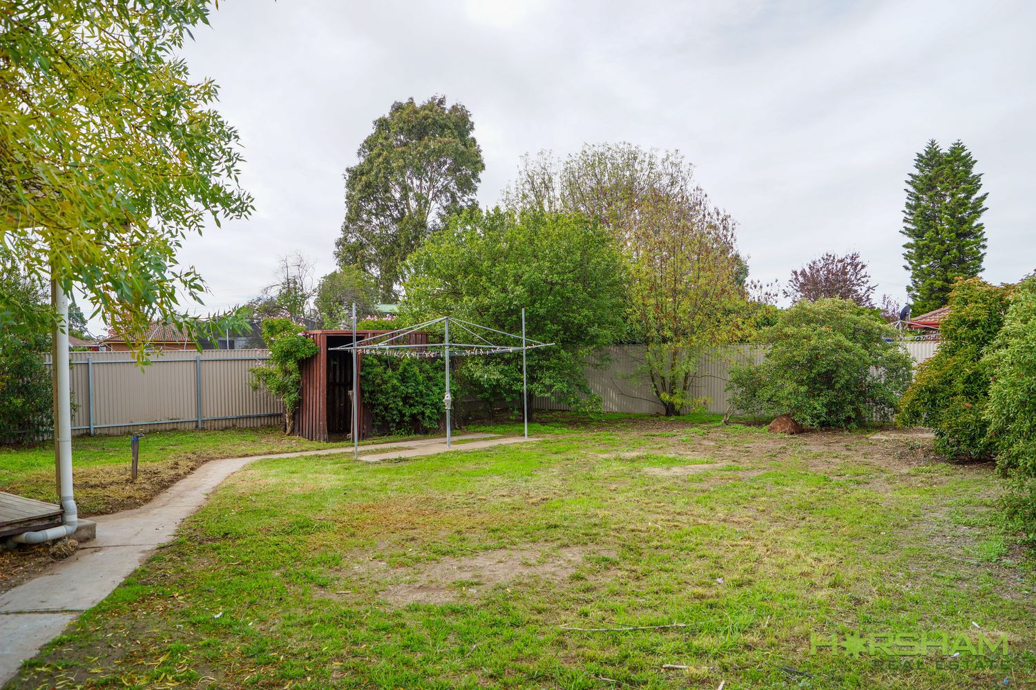 8 Shirley Street, Horsham