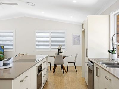 17 Frankston Court, Robina