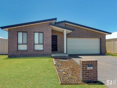13 Mortlock Avenue, Dubbo