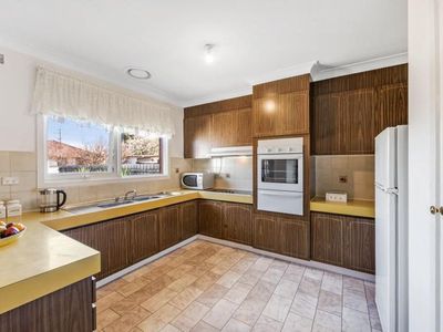 75 Mulhall Drive, St Albans