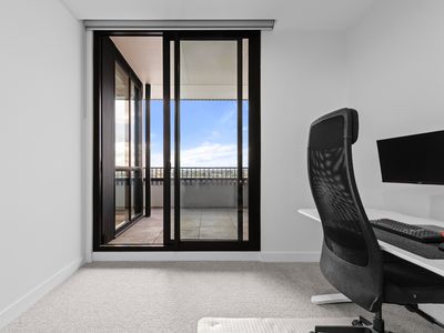 521 / 26 Foundation Boulevard, Burwood East