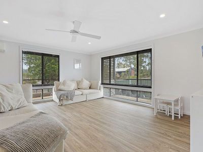 30 Lachlan Crescent, St Georges Basin