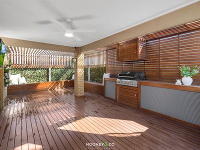 52 McEwan Drive, Cranbourne East