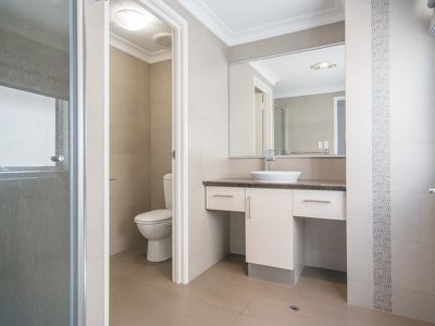 50 Maldives Drive, Hillarys