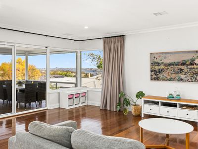 10A Ferguson Street, Alfred Cove