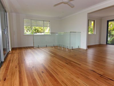 13 Stephen Street, Forster