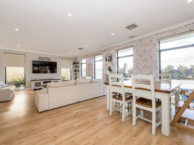 3 Baskerville Crescent , Baldivis