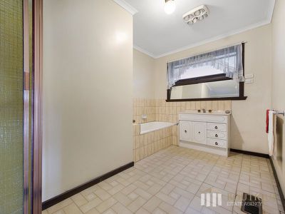 7 Genoa Street, Dandenong North