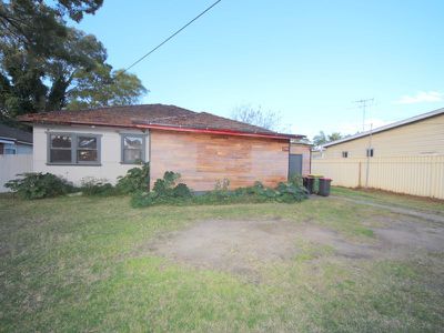 235 Henry Lawson Drive, Georges Hall