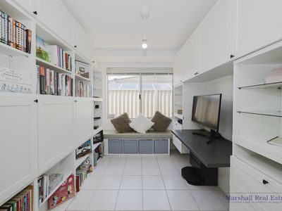 28 Newgain Cres, Carramar
