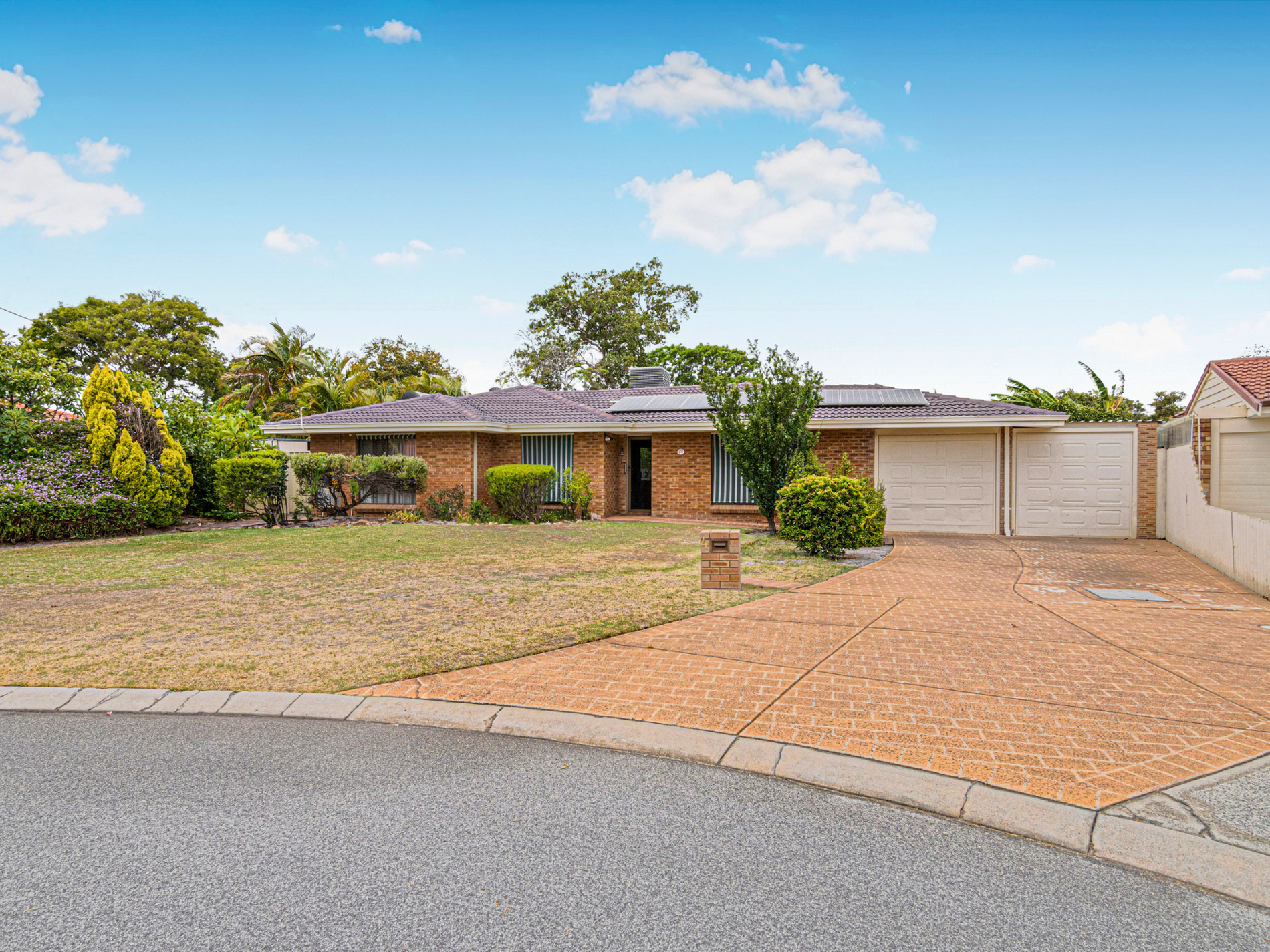 4 Twomey Place, Willetton