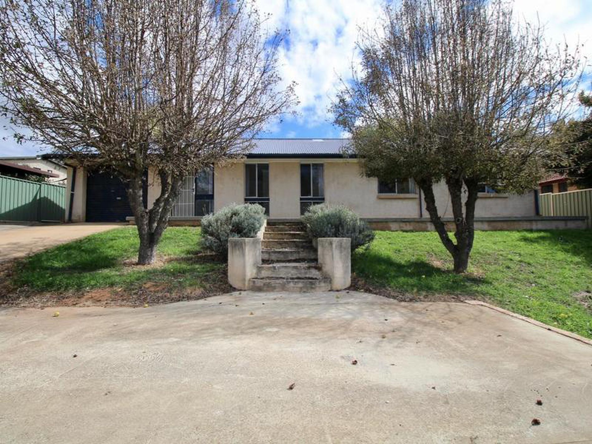 6 Euroka Place, Blayney