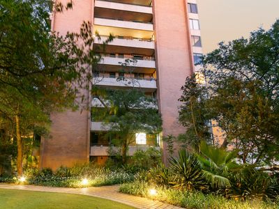 25 / 4 Crawley Avenue, Crawley