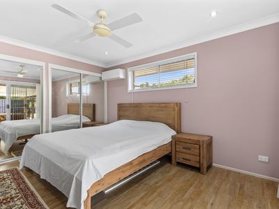 2 Eggleton Place, Wakerley