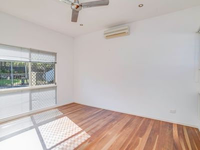 77 Cassowary Street, Freshwater