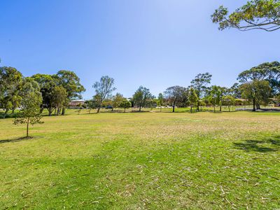 3 / 8 Colin Road, Scarborough