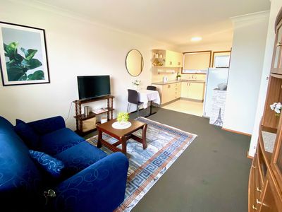 6 / 52 Bushman Street, Parkes