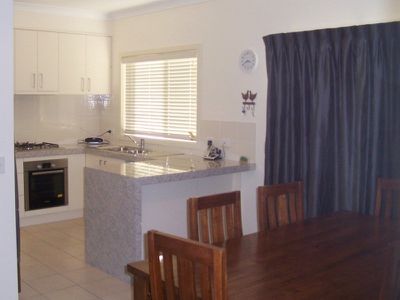 1 / 8 Alfred Street, Corowa
