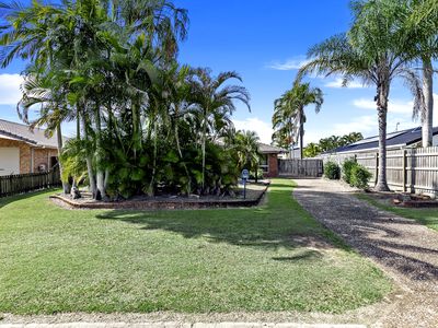62 Cedar Crescent, Kawungan
