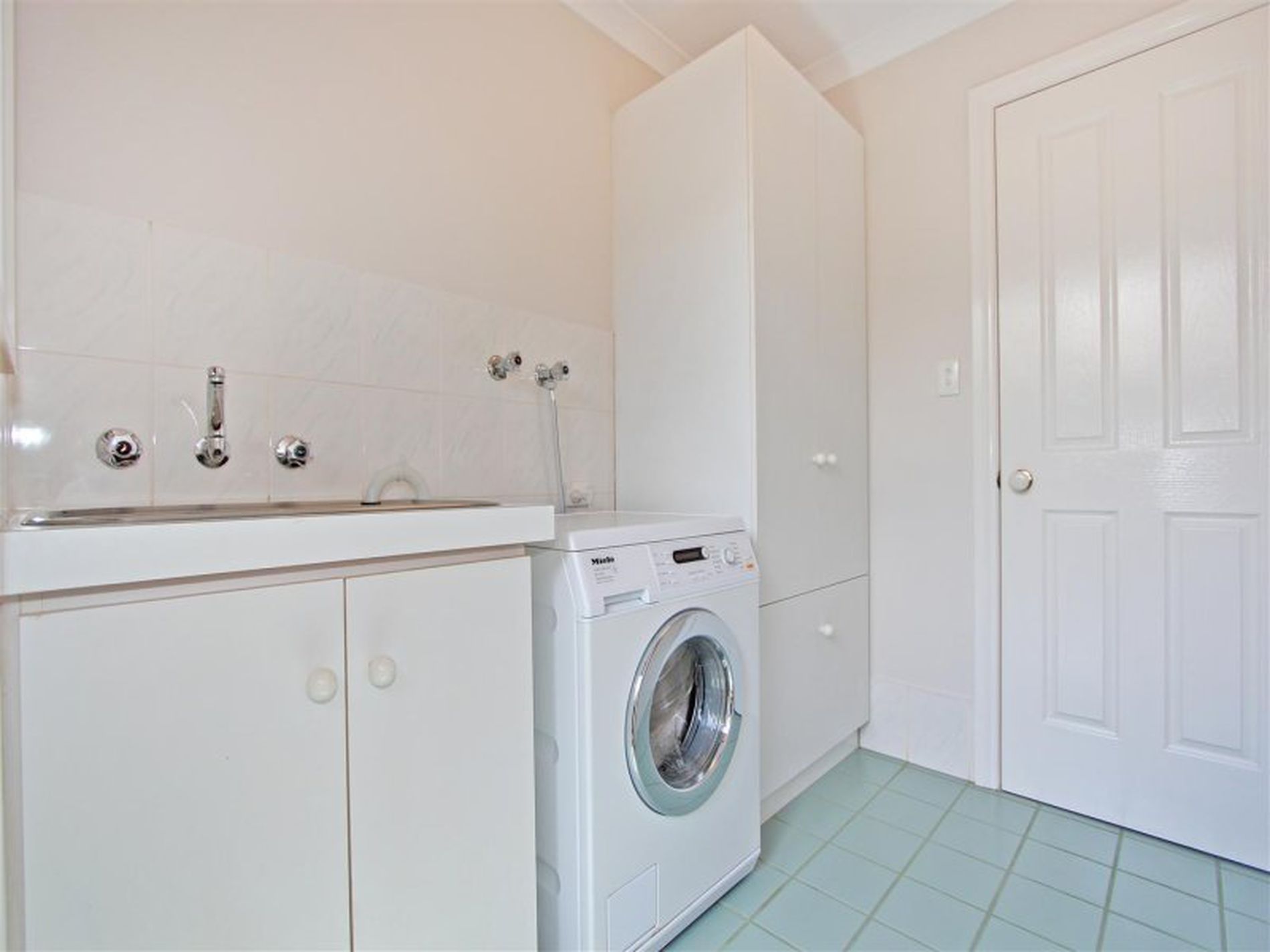 5 Burkett Drive, Kalgoorlie