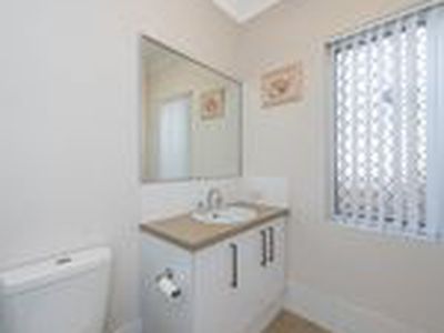 14 / 21 Southmead Green, Erskine