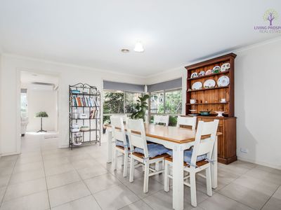 28 Waratah Drive, Altona Meadows