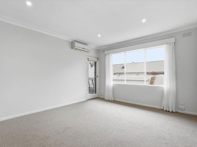 8 / 4 Lyons Street, Williamstown