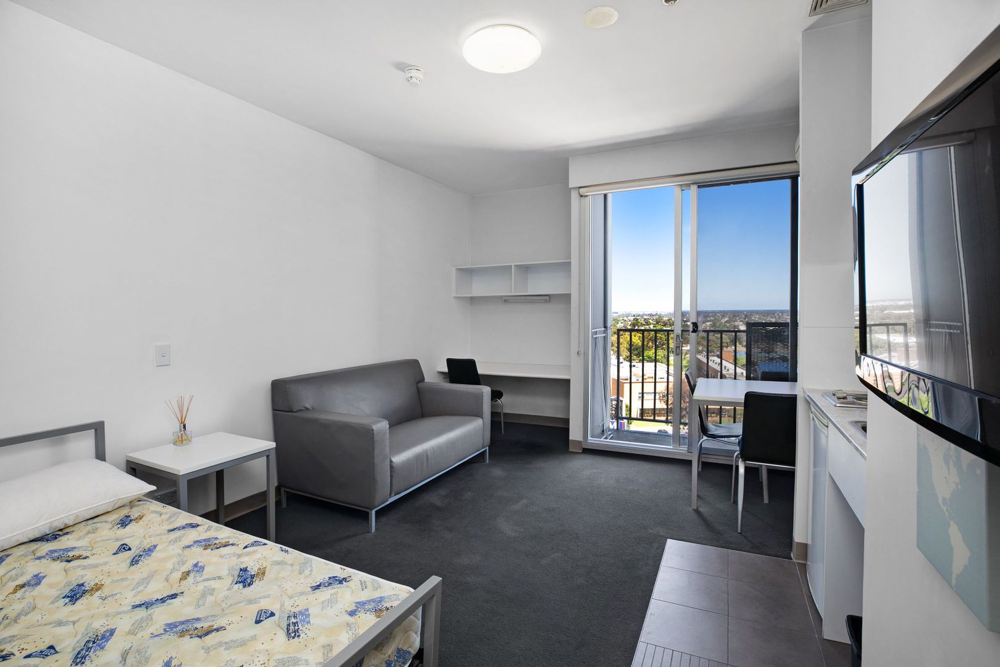 808 / 304 Waymouth Street, Adelaide