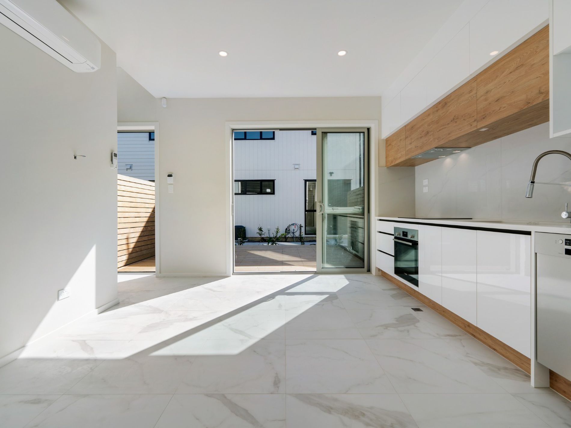 4 / 20 Bentley Road, Otara