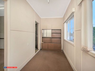 32 Gledson Street, North Booval