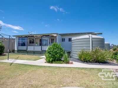 52 Severn River Road, Dundee