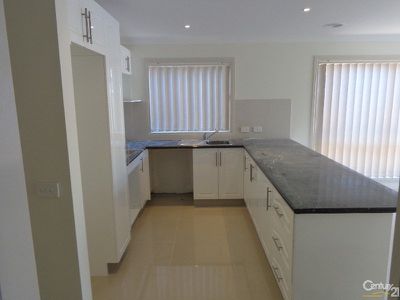 3 / 10 Princes Highway, Pakenham