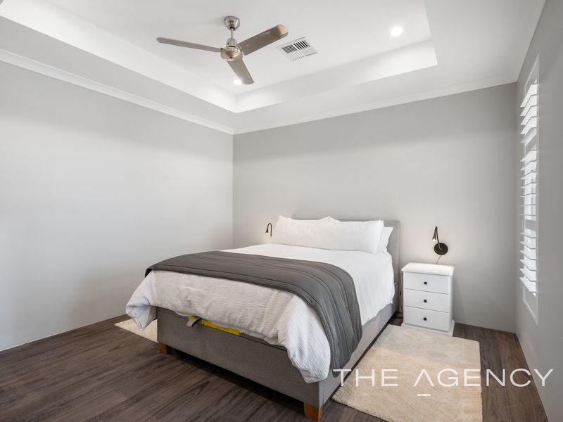 21 Rakitno Close, Lake Coogee