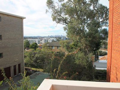 21 / 13A Queen Street, Arncliffe