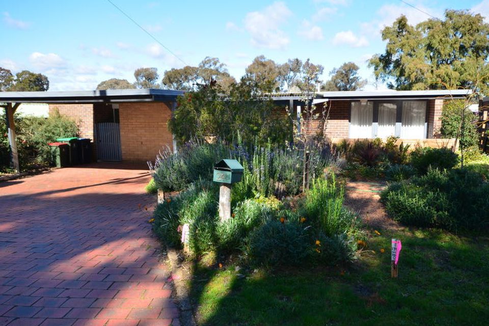 24 Cousin Street, Strathdale