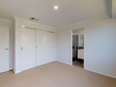 39A Champagne Drive, Dubbo