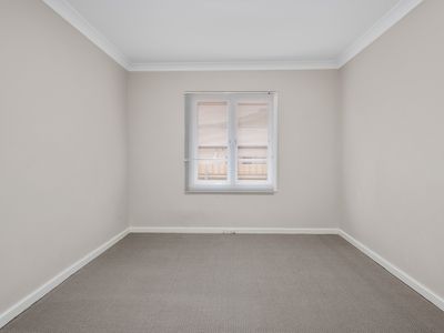 41 Eureka Street, Hannans