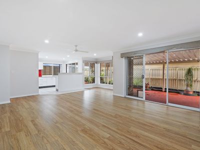 1 Cheviot Court, Caboolture South