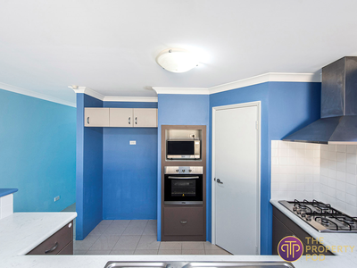 14 / 17 Third Avenue, Kelmscott