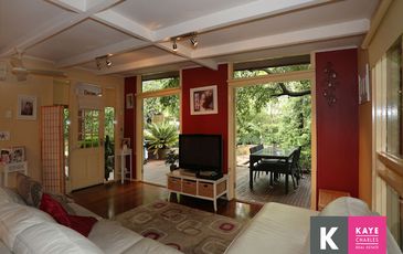4 Paul Grove, Beaconsfield Upper