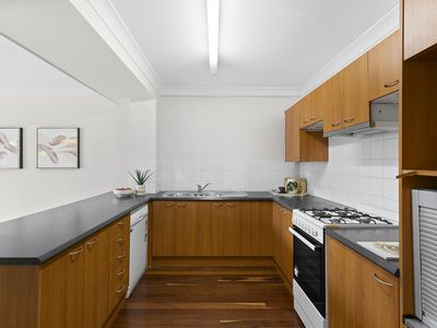 13 / 12 Woodstock Avenue, Taringa