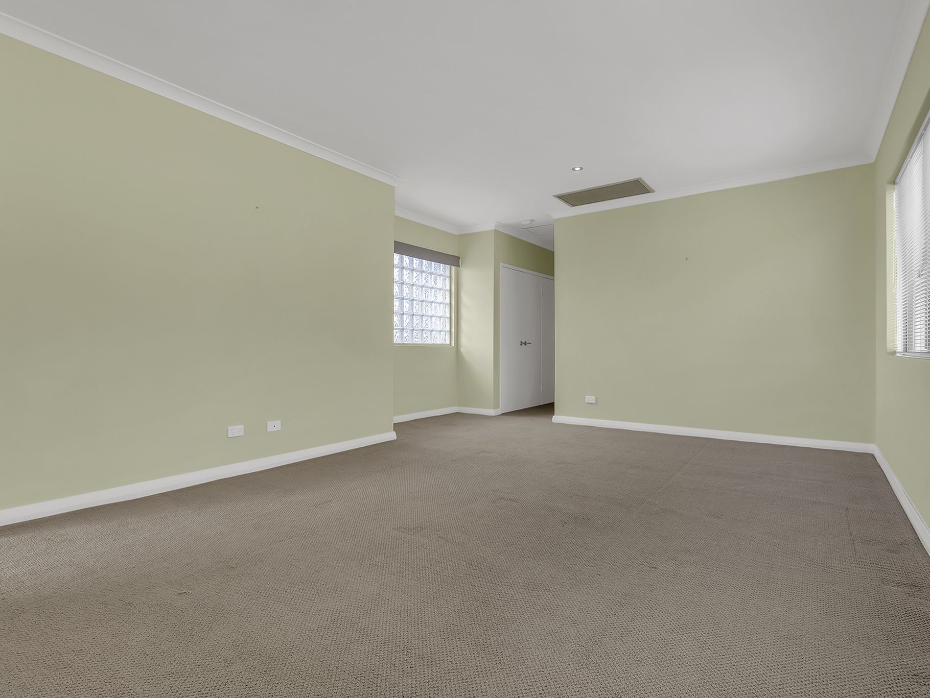 2/97 Ormsby Terrace, Mandurah