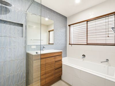 13 Cambridge Drive, Alexandra Hills