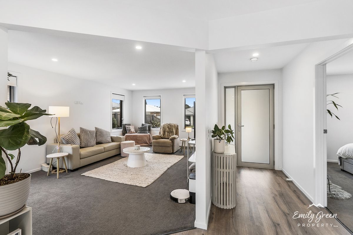 4 Lynmore Way, Midway Point