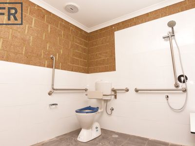 3 / 2 Gott Street, Port Kennedy