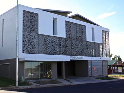 9 / 11 St Francis Dr, Moranbah